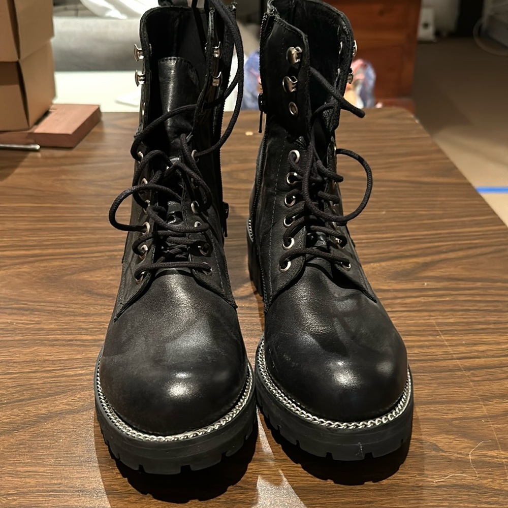 Aqua leather boots